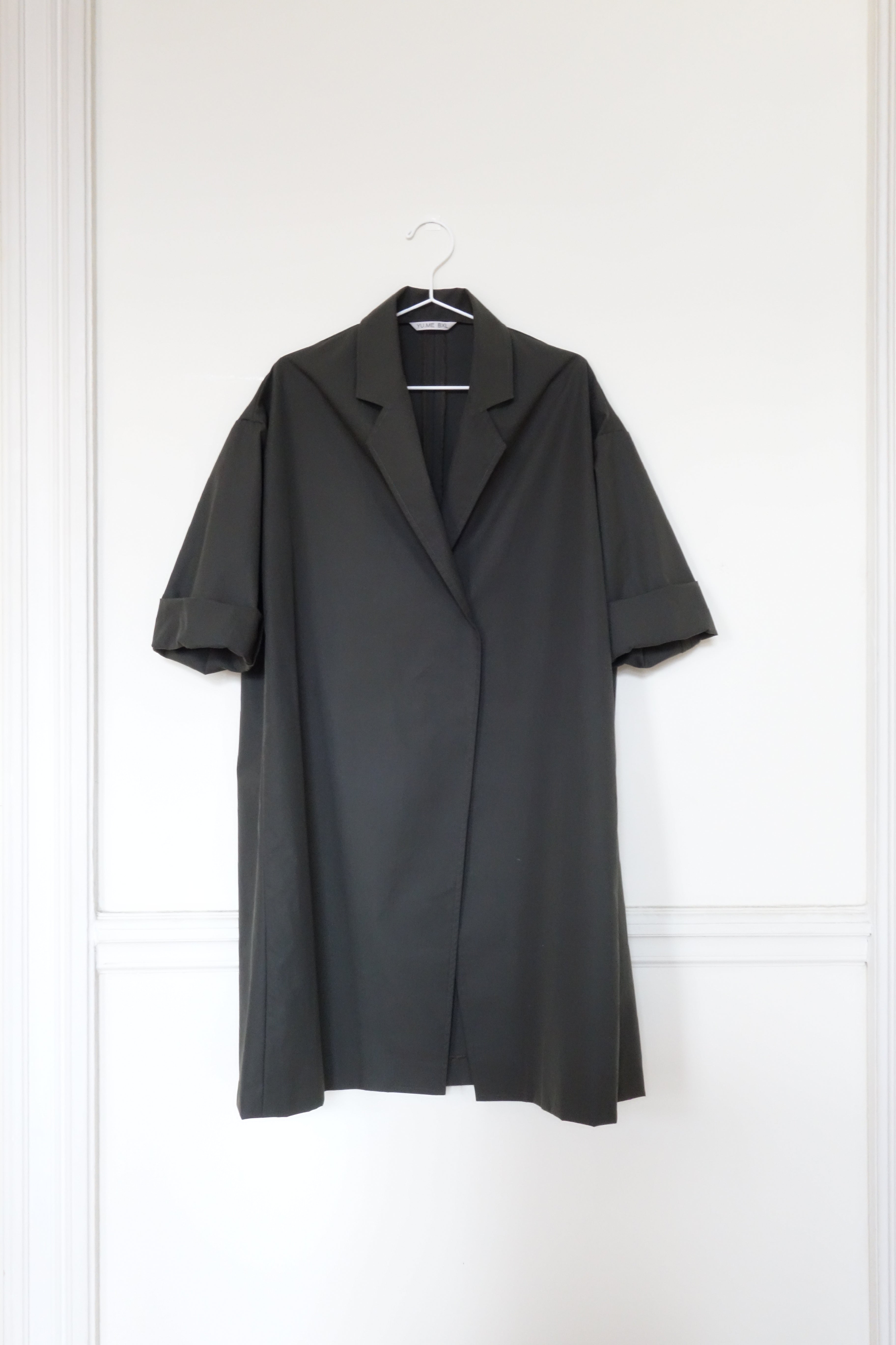 0010 Coat Light - Charcoal Scarab Organic Cotton